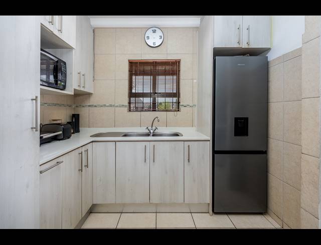 3 BEDROOM HOUSE FOR SALE IN JAKARANDAS